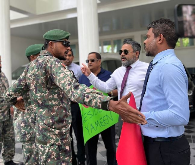 ލިޔުމުން ރައިސްގެ އެޕޮއިންޓްމެންޓްއަކަށް އެދިއްޖެ