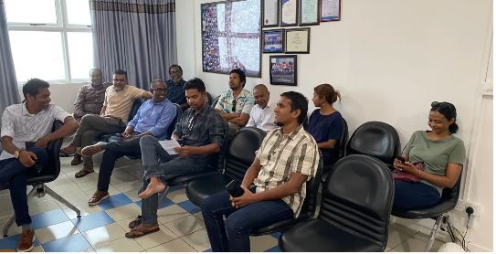 ޕާޓި އުފައްދަން ހުއްދަ ނުދިނަސް ކެމްޕއެިންގެ ހަރަކާތްތައް ކުރިއަށް ގެންދާނަން: ޑިމޮކްރެޓްސް