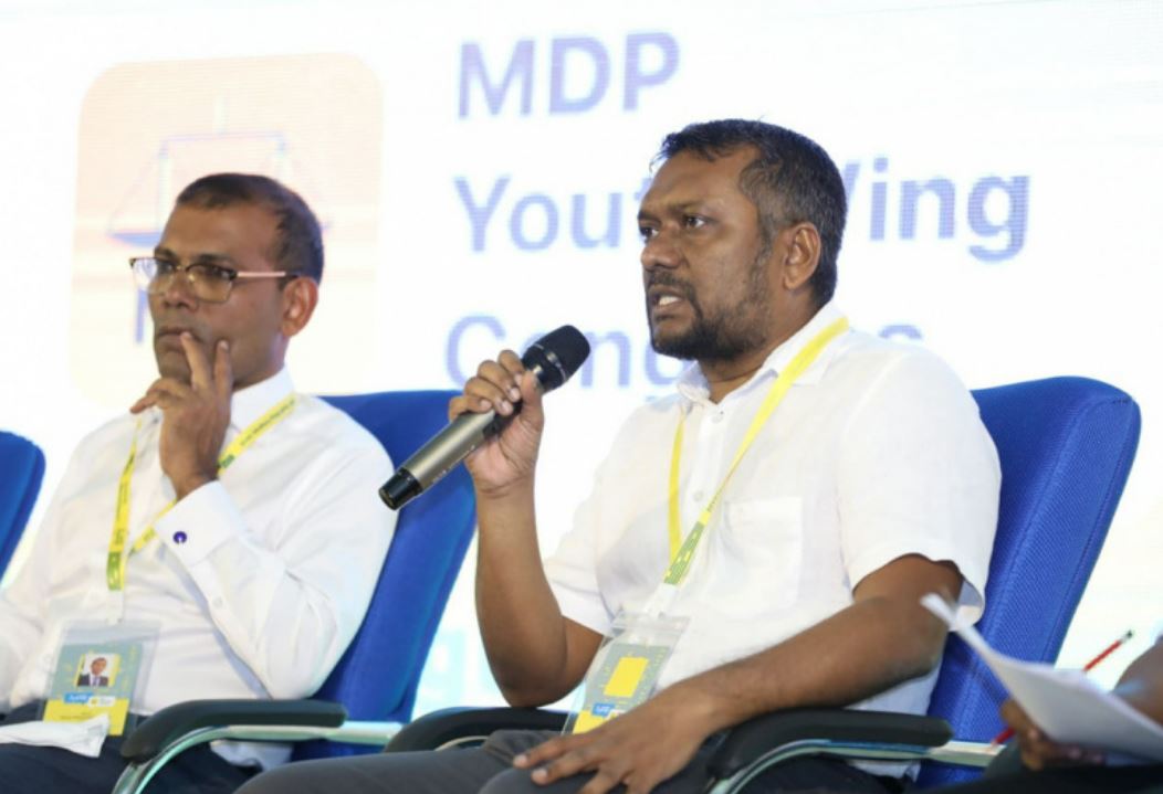 ރައީސް ނަޝީދު އެމްޑީޕީއިން ވަކިވުމުން ޕާޓީ ހިންގުމަށް މަގުފަހިވެއްޖެ: ފައްޔާޒް