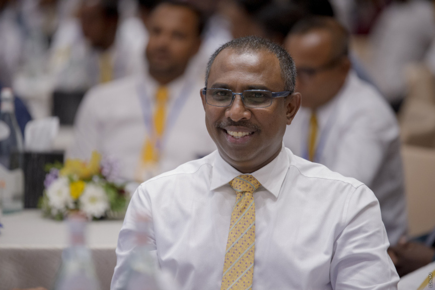 އިންޑިއާ އައުޓް ދައްކުވައިދޭ މާލިތައް ނެރުމުގައި ސަރުކާރުގެ އަތެއް ވޭ: އާޒިމް