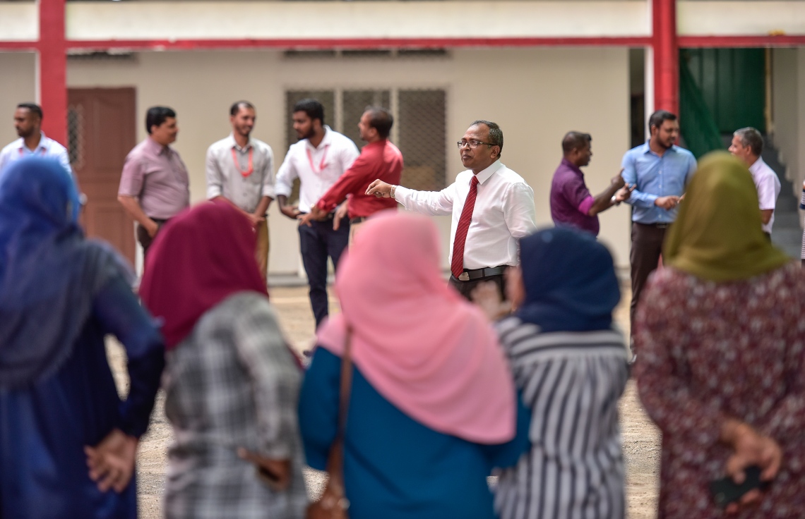 ޓީޗިންގް ލައިސެންސް 7 ރޭންއަކަށް ބަހައި، ގަވާއިދު އާންމުކޮށްފި