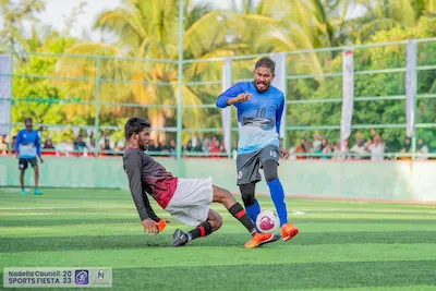 ނަޑެއްލާ ކައުންސިލް ސްޕޯރޓްސް ފިއެސްޓާ – ފަހަތުން އަރާ ސްޓަރައިކާސް އަށް ފަސޭހަ މޮޅެއް