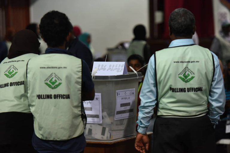 އޮންލައިންކޮށް ރީ-ރެޖިސްޓްރާ ކުރުމުގެ މުއްދަތު އަންނަ ބުދަ ދުވަހަށް އިތުރުކޮށްފި