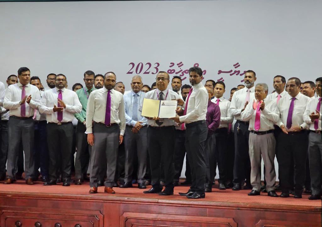 މިއަދު 6 ގެ ކުރިން ރައީސް ޔާމީންގެ ކެންޑިޑެސީ އާއި މެދު އިލެކްޝަނުން ގޮތެއް ނިންމާނެ!
