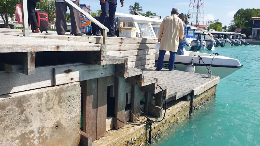 ދައުރެއް ނިމިގެންދާއިރު ތިނަދޫ ފާލަން މަސައްކަތް ނުނިމި، މަރާމާތެއް ވެސް ނުކުރެވި