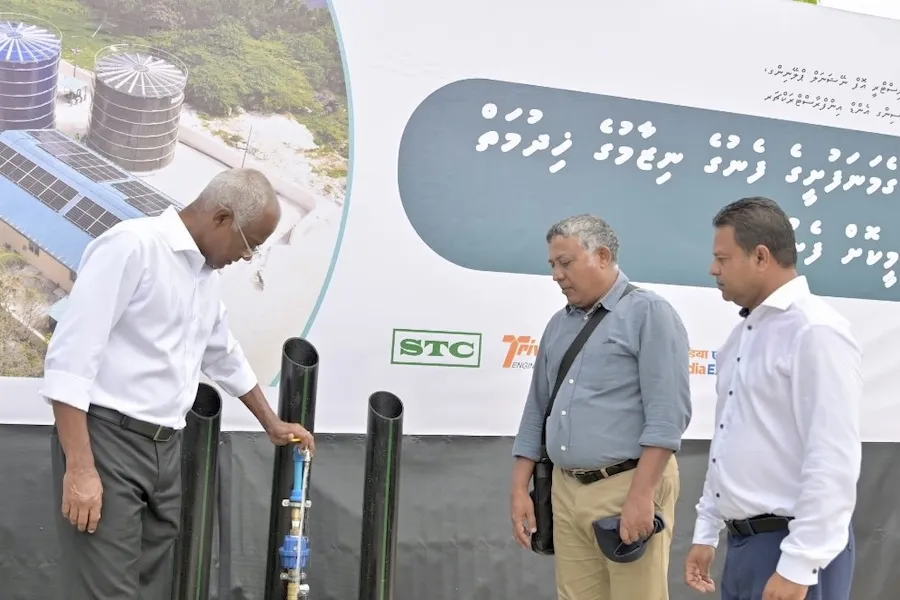 ކޮނޑޭއާއި ގެމަނަފުށީގައި ނިމިފައިހުރި ގިނަމަޝްރޫޢަތަކެއް ރައީސް ހުޅުއްވާދެއްވައިފި