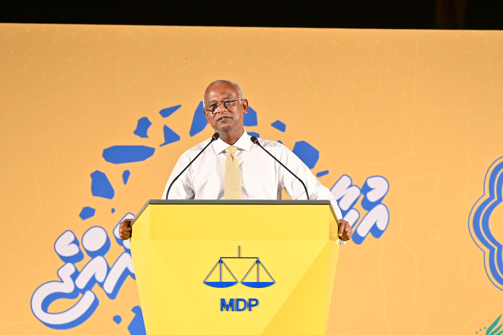 44000 އަށްވުރެ ގިނަ މުވައްޒަފުންގެ މުސާރަ %40 އަށް ބޮޑުކުރަނީ
