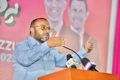 ތިނަދޫގައި ބިނާކަޮށްފައިވާ އިސްލާމިކް މަރުކަޒު ފެނިގެންދަނީ، ޕީޕީއެމްގެ ވެރިކަން އަލުން އިޔާދަވުމަށް އެދި ގޮވާތަން: ޝަހީމް