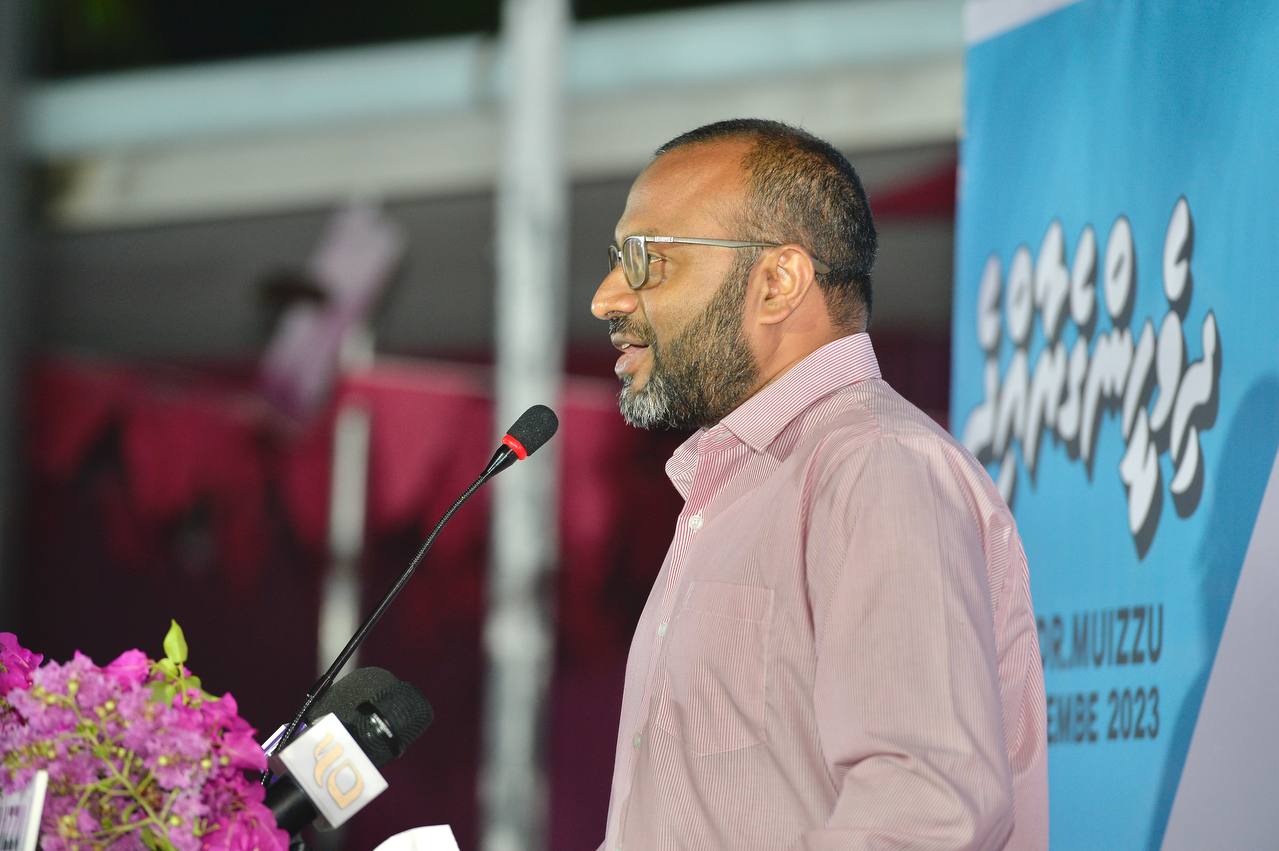 ރައްޔިތުންގެ ކިބައިން، އަޅުގަނޑު އެދެނީ ޢިލްމީ ބޭފުޅަކަށް ވެރިކަން ހަވާލުކޮށްދިނުމަށް: ޝަހީމް