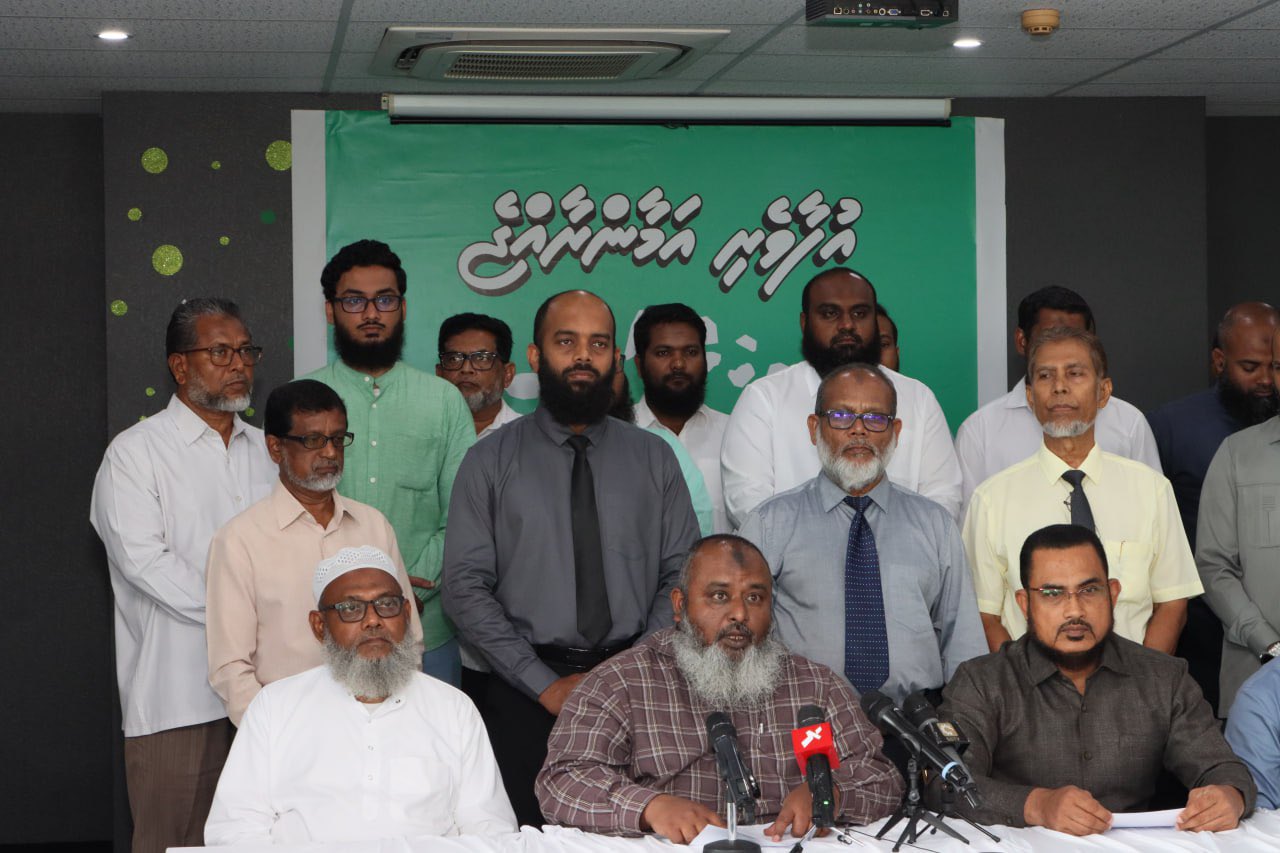 ރައީސް ސޯލިހަށް ވިއްސަކަށް އިލްމުވެރިންގެ ތާއީދުއޮތްކަން ދައްކާލައިފި