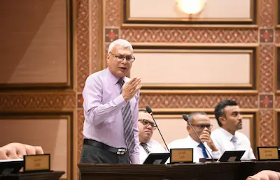 ޝަރީފްގެ ރުޅިގަނޑު ފަޅައިގެން ގޮސްފި، ނަޝީދުގެ މައްޗަށް އިތުބާރެއްނެތް: ޝަރީފް