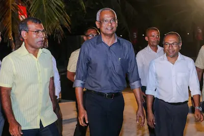 ދަ ޑިމޮކްރެޓުން މިހާރު މަޝްވަރާކުރަނީ އެމްޑީޕީއާ އެކަނި