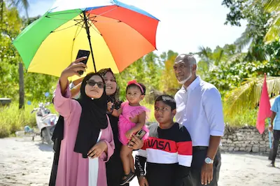 ހިތާދޫގައި މިސަރުކާރުން ފަށާފައި ނުނިންމާ ހުރި މަޝްރޫއުތައް ބާރުމިނުގައި ކުރިއަށް ގެންގޮސް ނިންމާނަން: މުއިއްޒު