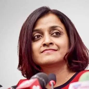 ކުރީގެ ފޮރިން މިނިސްޓަރ ދުންޔާ ޑރ މުއިއްޒަށް ތާއީދުކޮށް ޕީޕީއެމާއި ގުޅިއްޖެ