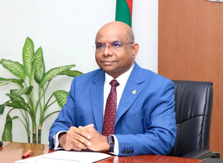 އޮންއެރައިވަލް ވިސާގައި އޮމާނަށް ދެވޭނެ ކަމަށްބުނެ ދޮގުހެދީ ކޮންބައެއްކަން އިނގޭތަ؟