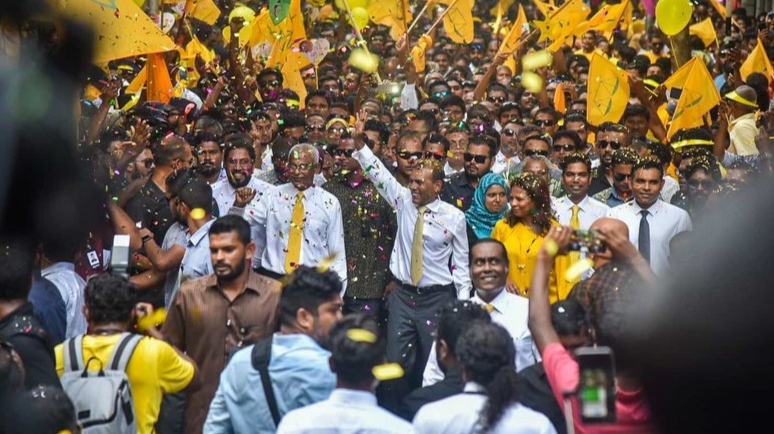 ޖަވާބުދާރީވުމަށް ރައީސް ނަޝީދަށް 30 މިނެޓް