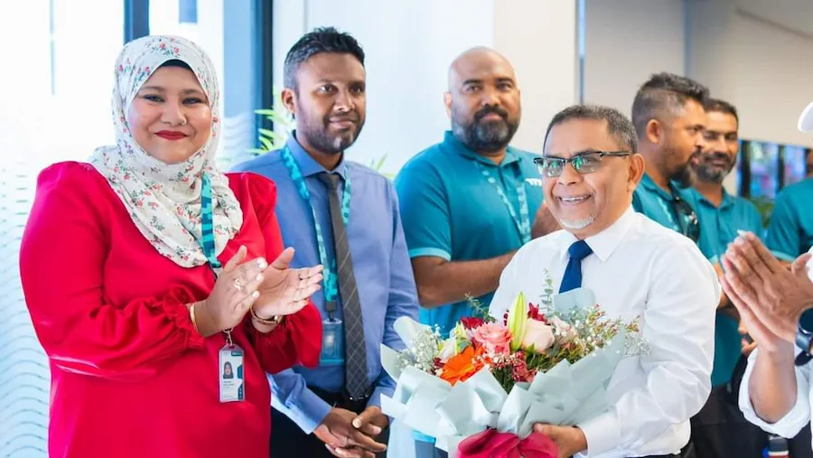 އެމްޕީއެލްގެ އާ ސީއީއޯއަށް މުވައްޒަފުންގެ ފަރާތުން ހޫނު މަރުހަބާއެއް ދަންނަވައިފި