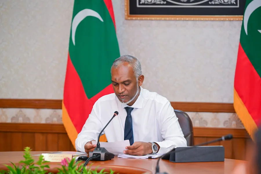 ރައީސް އާއި ނައިބު އަދި ވަޒީރުންގެ މުސާރަބޮޑުކުރަން ސަރުކާރުން އެދިފައިނުވާނެ: ރައީސް