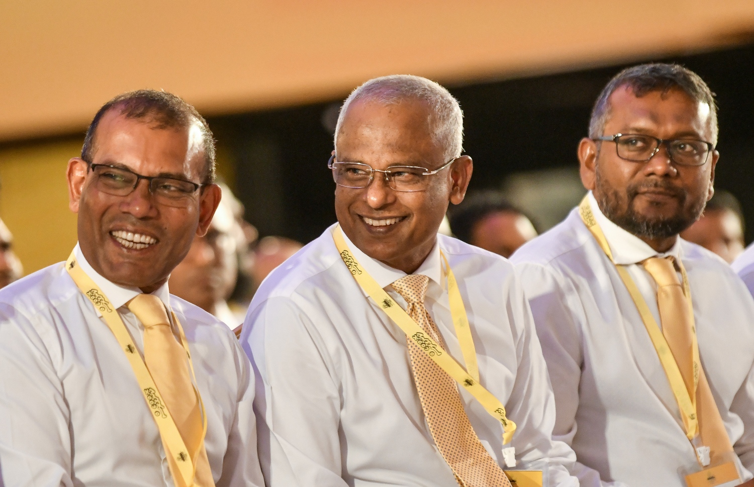 އެމްޑީޕީ ޑިމޮކްރެޓްސްގެ ގުޅުން: ބައެއްގެ އަމިއްލަ މަސްލަޙަތު ހިމާޔަތްކުރަން ކުޅޭ ގޭމެއް؟
