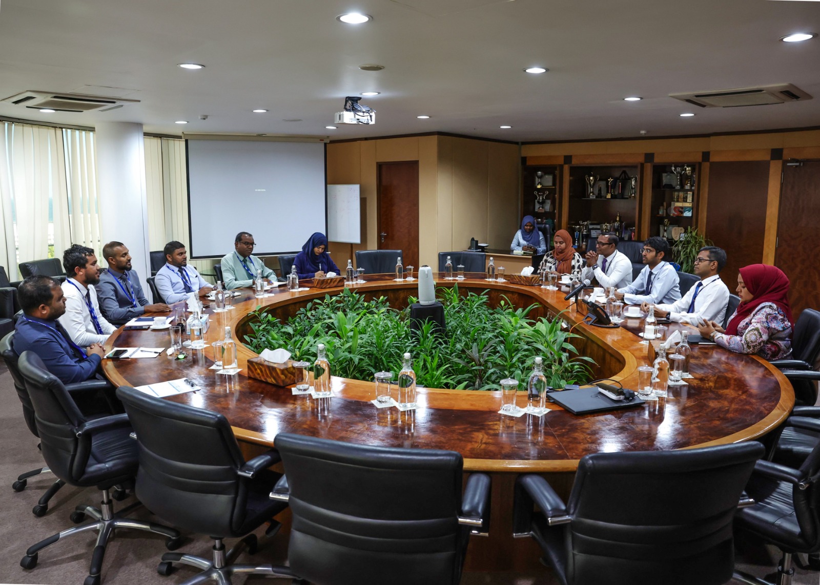 ފެނަކައަށް ބޭނުންވާ ފަންނީ އެހީތެރިކަން ފޯރުކޮށްދިނުމަށް ސްޓެލްކޯއާއި އެކު އެއްބަސްވުމަކަށް!