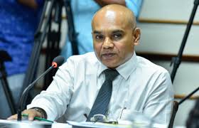 އެއްބާރު އަނެއް ބާރުގެ މައްޗަށް ނުފޫޒު ފޯރުވުން، ދުސްތީރީ ހަޔާތުގައި ކަޅު އަނދިރި ދުވަހެއް: ބިގޭ