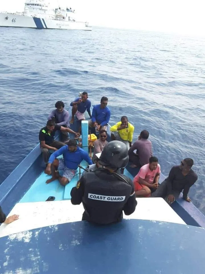 (އީއީޒެޑް) ގެ ތެރޭގައި ދިވެހި މަސް ދޯންޏެއް އޮއްވާ އިންޑިއާ ސިފައިން އެރުމަކީ ކަންބޮޑުވާ ކަމެއް: އެމްޑީޕީ
