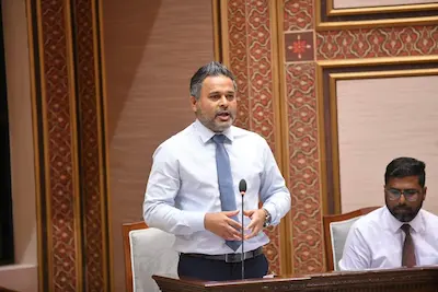މަސްވެރިންނަށް 48 ގަޑިއިރު ތެރޭ ފައިސާދޭ ވައުދު ދައުރުގެ ކުރީކޮޅު ފުއްދާނަން: ޝިޔާމް
