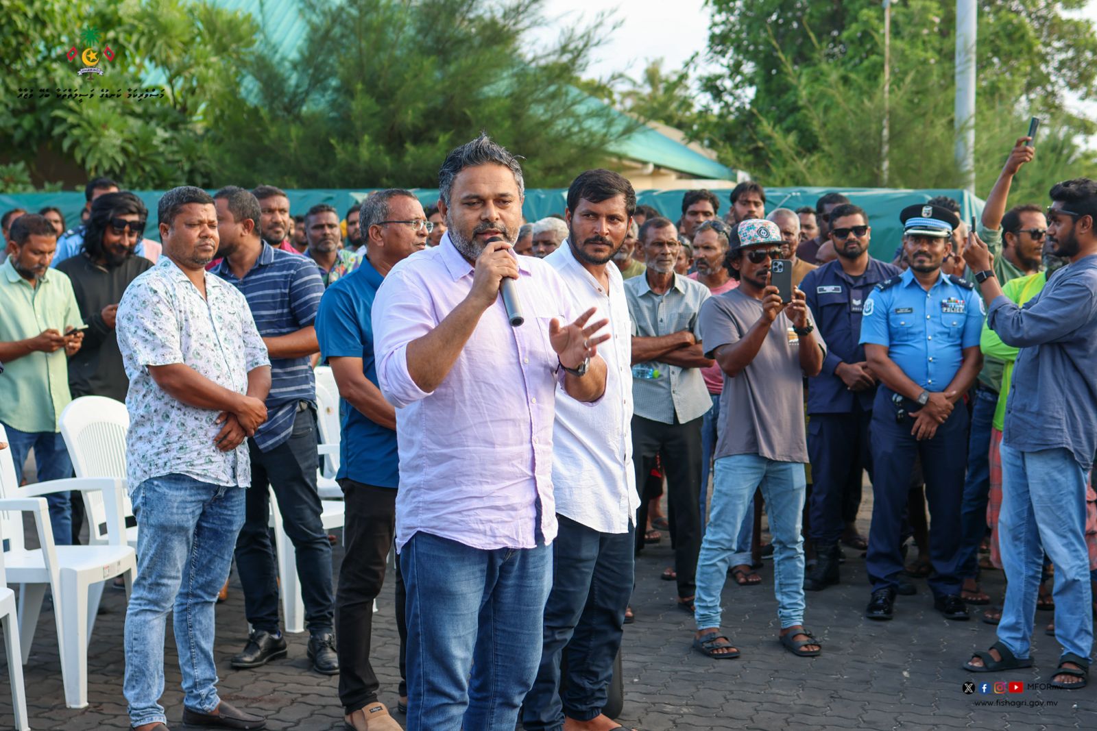 މަސްވެރިންނަށް ފައިސާ ދޫކުރަން ފަށައިފި