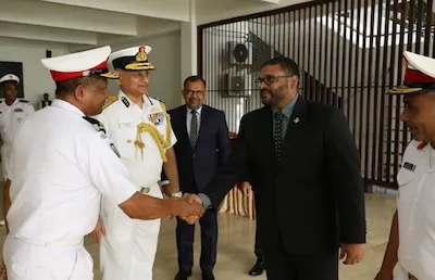 އެންމެ ބޮޑުު ސަމާލުކަމެއް ދޭނީ އަވައްޓެރި ގައުމުތަކާ ގުޅުން ބަދަހިކޮށް، އަމާންކަން ގާއިމް ކުރަން: ޣައްސާން
