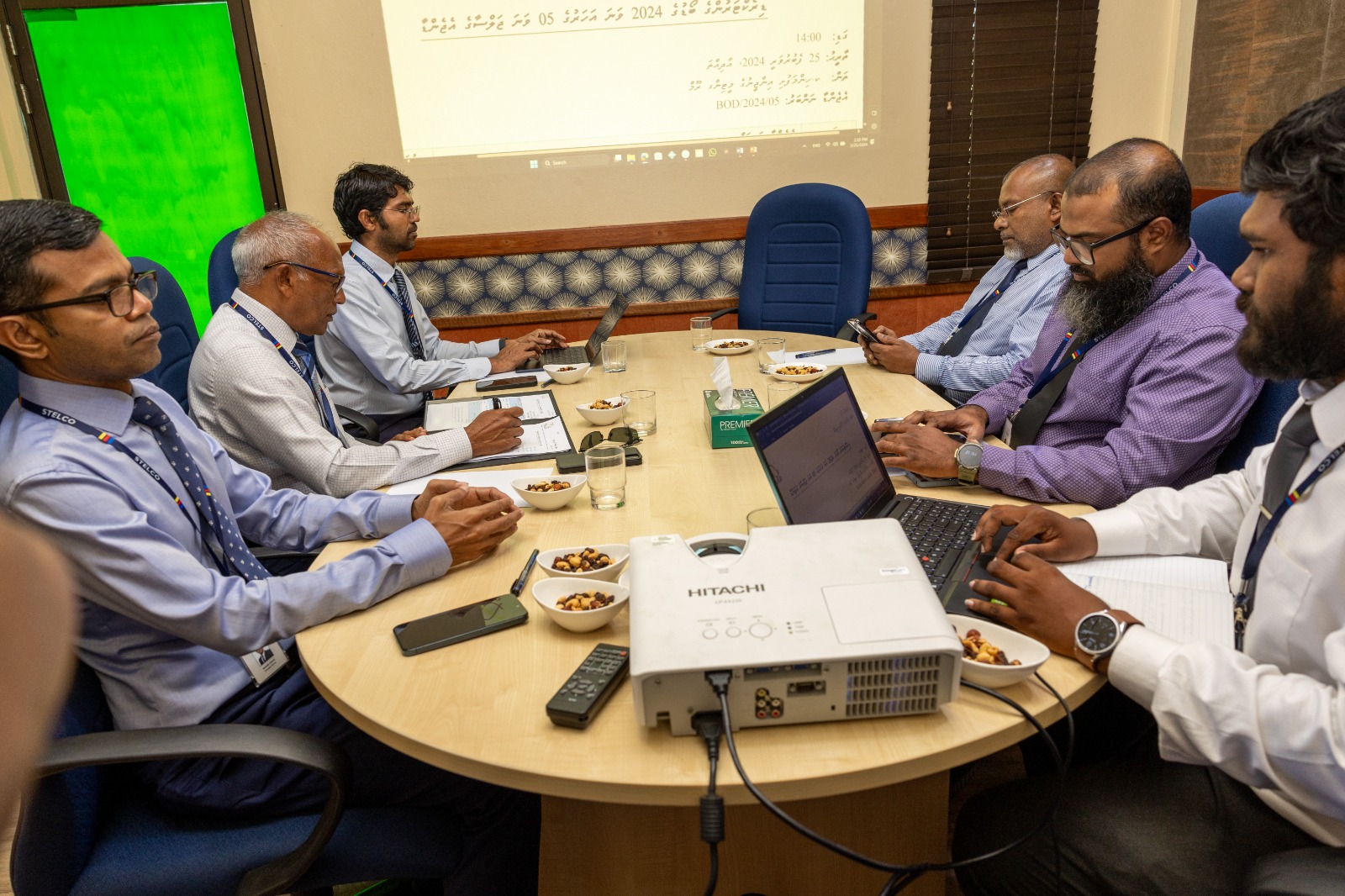 ފުރަތަމަ ފަހަރަށް ސްޓެލްކޯގެ ބޯޑު ބައްދަލުވުމެއް މާލެއިން ބޭރުގައި!