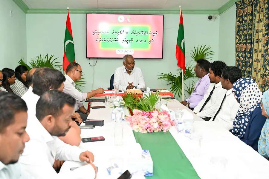 ކުޑަރިކިލު ރަށްގިރުމުގެ މައްސަލައާއި އެހެނިހެން މައްސަލަތައް ރައީސްއާއި ހިއްސާކޮށްފި