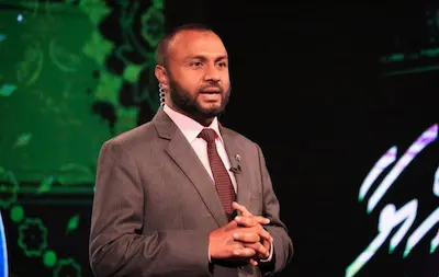 އިމާމްވެ ތަރާވީސް ކުރުން ޝަހީމް މެދުކަނޑާލައިފި