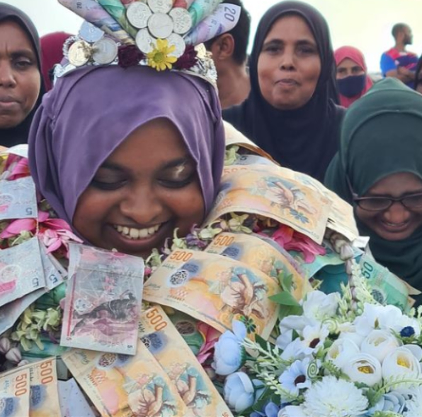 މައިދައިތަމެން މިތިބީ ބަލައި އައިސް! ލާމު އަތޮޅުގައި 4ބެރުގެ ސަލާމަކުން ކައިވެނި މައްޗަށް ދިއުން!