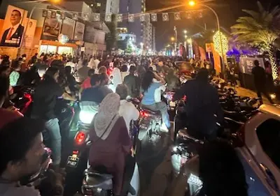 އީދު ކުޅިވަރުތަކާއެކު މާލޭގެ މަގުތައް ފުރިބާރުވެ ޓްރެފިކް ޖޭމްވެއްޖެ