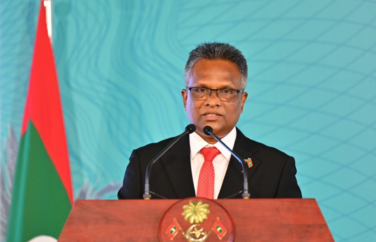 ބާވެފައި ހުރި މުސްހަފުތަކާއި ދީނީ ލިޔުންތައް ފަދަ ތަކެތި މާލެސިޓީ ކައުންސިލުން ބަލައިގަންނަނީ