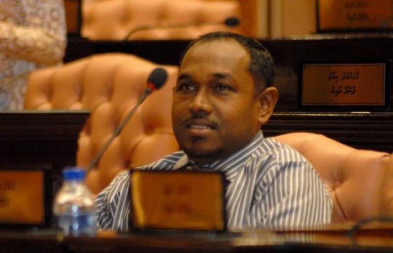 ވ. އާރަށުގެ ހިޔާނާތުގެ މައްސަލައިގައި ޔޫސުފް ނައީމްގެ މައްޗަށް ކުރި ހުކުމް ބާތިލުކޮށް އަލުން ބަލަން ނިންމައިފި