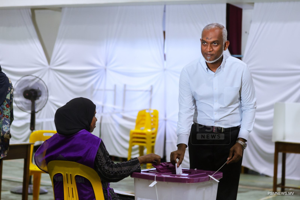 ވޯޓުލެއްވުމަށް ފަހު ރައީސް އިލްތިމާސް ކުރެއްވީ ކިޔުގެ ފަހުވަގުތަށް މަޑުނުކޮށް، ވީހާވެސް އަވަހަށް ވޯޓުލުމުގެ ހައްގު އަދާކުރުމަށް