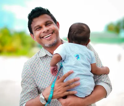 ނައިބް ރައީސް ސެންބެ ދެއްވި ހިތްވަރާއެކު އަޝްރަފްގެ ކާމިޔާބީ, ދާއިރާ ގަދަ 5 އަހަރަކަށް!