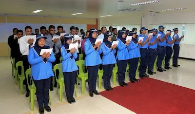 ދިވެހި ފުލުހުންގެ ހިދުމަތާ އަލަށް ގުޅުނު ފުލުހުން ހުވާކުރުމުގެ ރަސްމިއްޔާތު ބާއްވައިފި