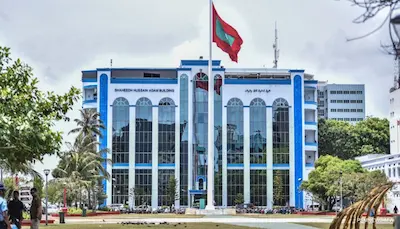 ވެހިކަލް ގެނެސްދޭނެ ކަމަށްބުނެ އޮޅުވާލައިގެން އިތުރު މީހުން އަތުން ފައިސާ ނަގާފައިވޭތޯ ބަލަނީ