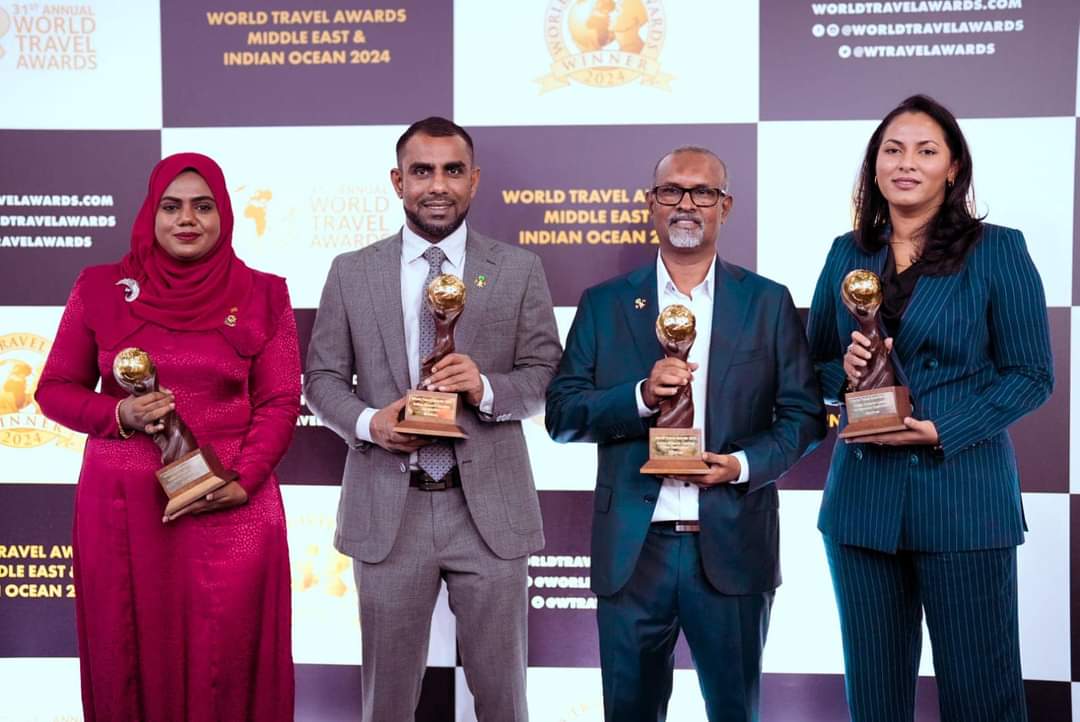 ރާއްޖޭގެ ވިދުން މާބޮޑަށްވެސް ގަދަ، ޝަރަފުވެރި ހަތަރު އެވޯޑާއި އެކު މުޅި އިންޑަސްޓްރީއަށް ކާމިޔާބު އަހަރެއް!