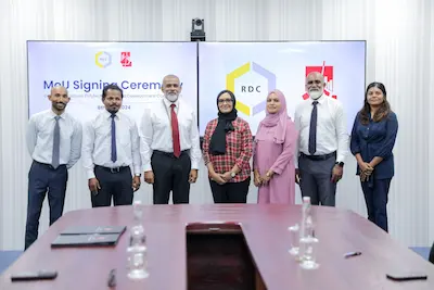 އާރުޑީސީއާއި މޯލްޑިވެސް ޕޮލިޓެކްނިކް، ގުޅިގެން މަސައްކަތް ކުރުމުގެ އެމްއޯޔޫ އެއްގައި ސޮއި ކޮށްފި