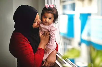 މިއަދަކީ ބޭބީސިޓަރސް ޑޭ؛ ލޮލުގެ ނޫރުފަަދަ ދަރިންގެ ދެވަނަ މަންމައިންގެ ދުވަސް ފާހަގަ ކުރަން ހާއްސަ ކަމެއް ކޮށްލަމާ!