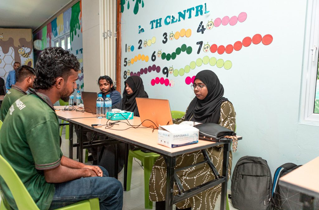 އޮޕަރޭޝަން ކުރަނގި: މިހާތަނަށް 705 ބިދޭސީންގެ މައުލޫމާތު ނަގާފައިވާ ކަމަށް ހޯމްމިނިސްޓްރީ އިން ހާމަކޮށްފި