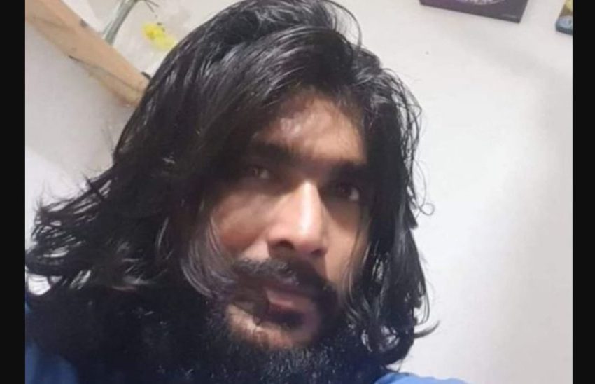 މާފަންނު ރަބީއުވިލާ ގޭގެ ތެރޭ ނިޔާވެފައި އޮއްވާ ފެނުނީ ގެއްލިގެން ހޯދަމުން ދިޔަ އައިމަން