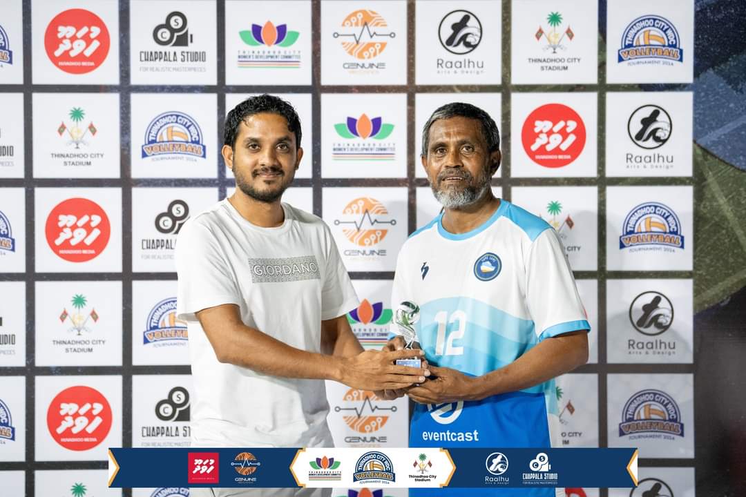 ވާދަވެރި ކުޅުމަކަށްފަހު މޯލްޑިވްސް ސްޓާރ އަތްދަށުކޮށް ސޭމް ސޭމް އިން ފެންވަރު ދައްކާލައިފި