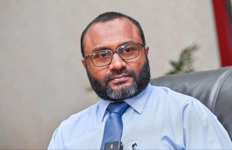 މިސްކިތްތަކާއި ވެށި، ސާފުތާހިރުކޮށް ދެމެހެއްޓޭނީ ގުޅިގެން މަސައްކަތްކޮށްގެން: ވަޒީރު