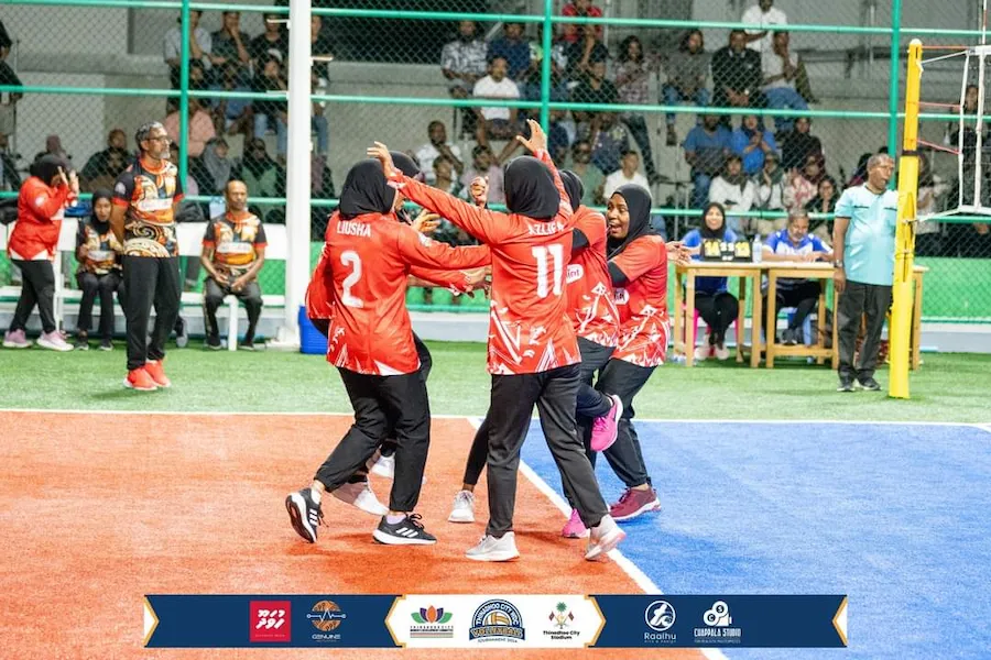 ފަހު މެޗުގައި ފިޓް ފެމިނައިން އަތްދަށުކޮށް އޯލް ސްޓާރޒް ފައިނަލަށް