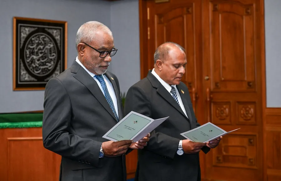 ޖޭއެސްސީގެ މެންބަރު ކަމަށް މަޖިލީހުގެ ރައީސް އަބްދުއްރަހީމާއި މެންބަރު ރިޒާ ހުވާކުރައްވައިފި