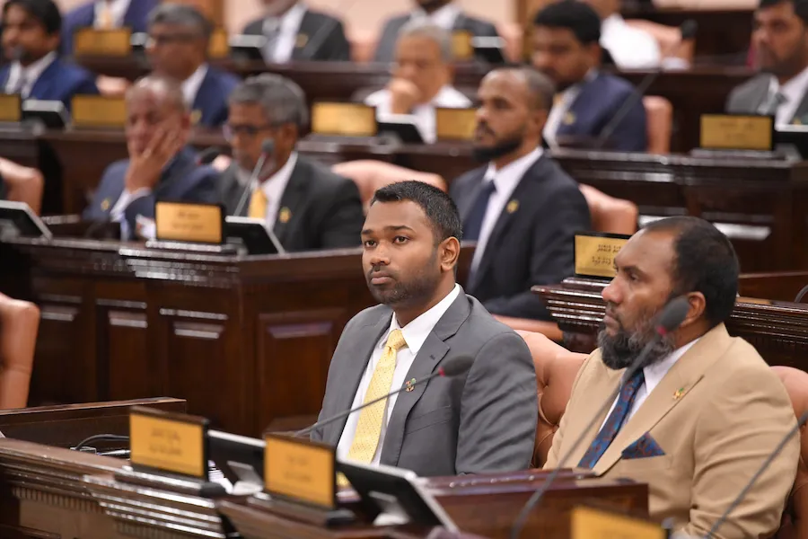 އިޒްރޭލު ޕާސްޕޯޓު ބޭން ކުރުމަށް ހުށަހެޅި ބިލުގެ ފުރަތަމަ ކިޔުން އިއްވުން މާދަމާ